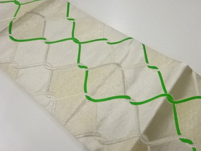 アンティーク　網目に古典柄模様織出し袋帯（材料）